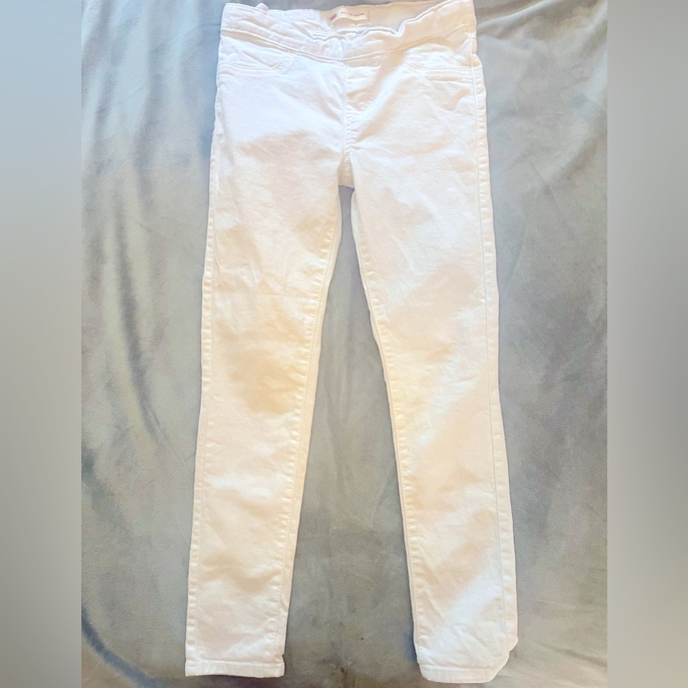 Girls Levi’s white jeggins